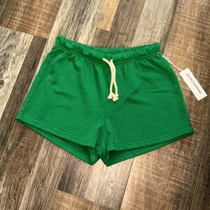 Perfect White Tee Women’s Aruba Beach Fleece Shorts in golf green, Sz XS